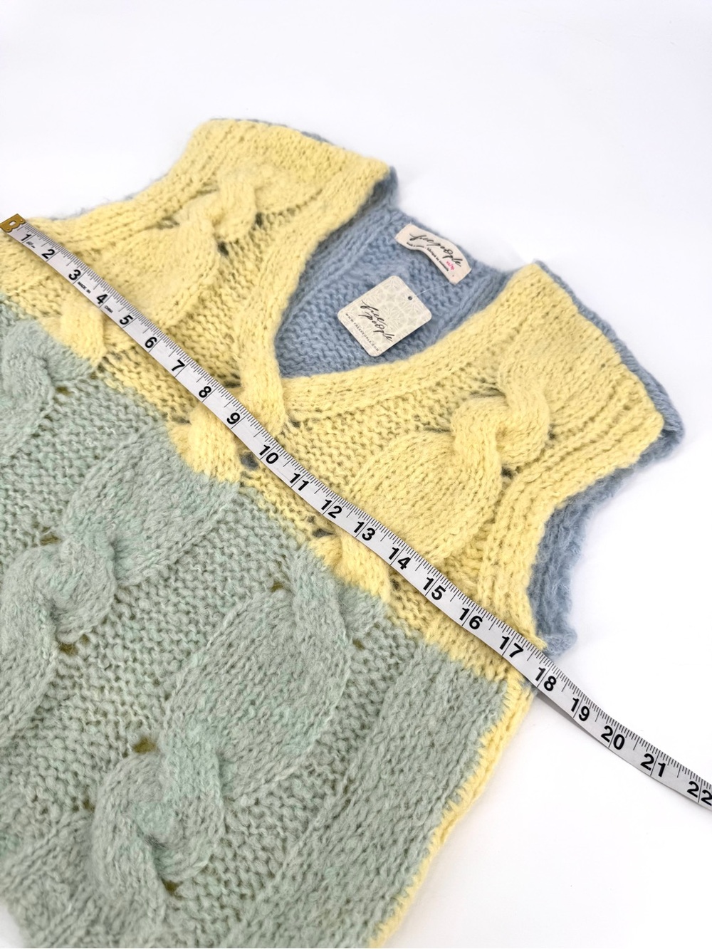 NWT Free People SoftSpun Alpaca/Wool Blend Loose Chunky Knit Boxy Crop Vest - Picture 8 of 11